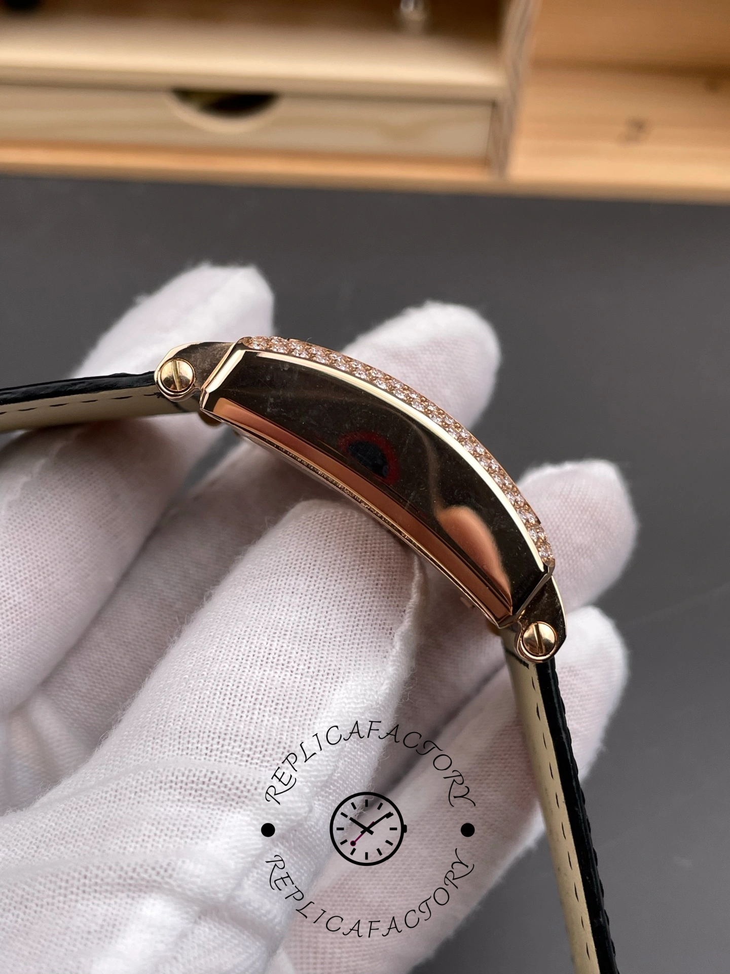 ArtsLuxury | Luxury Boutique