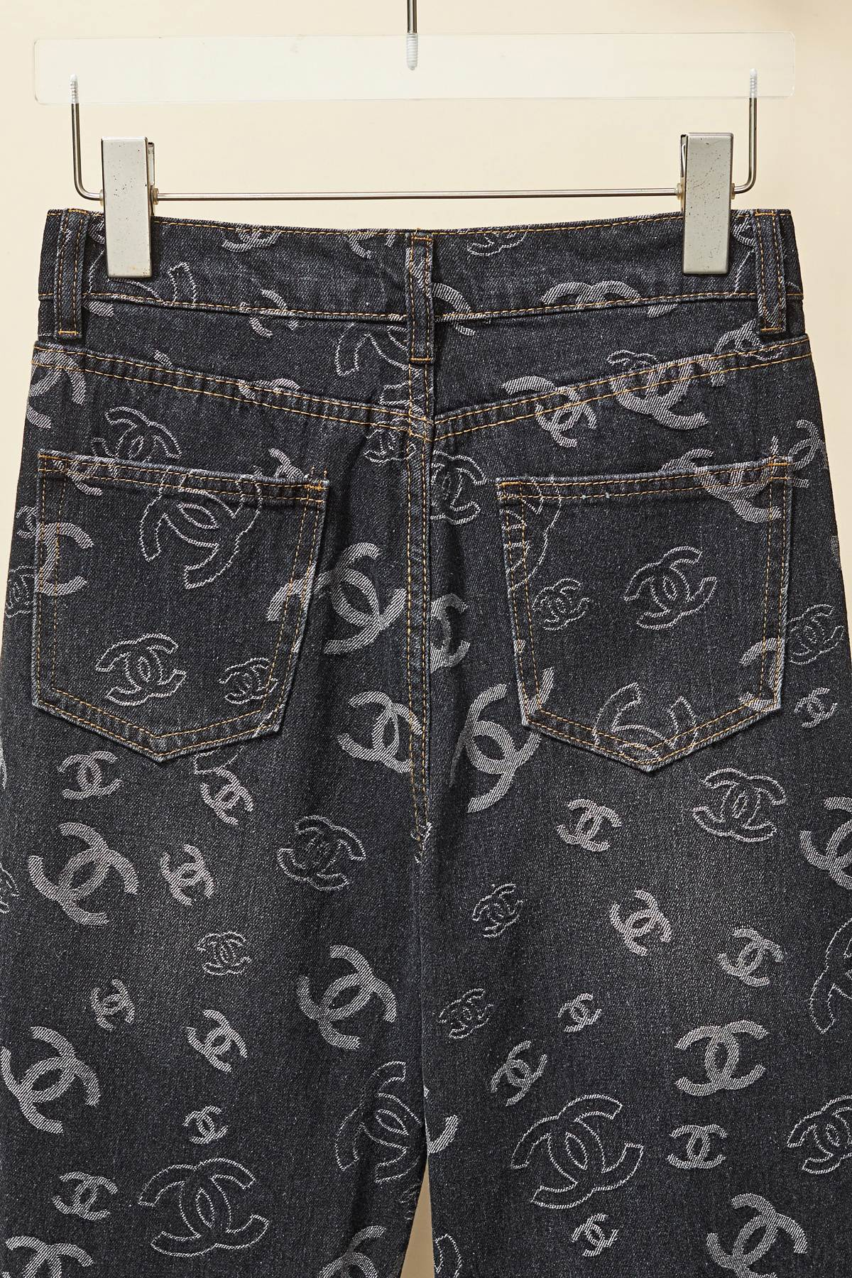 ArtsLuxury | Luxury Boutique