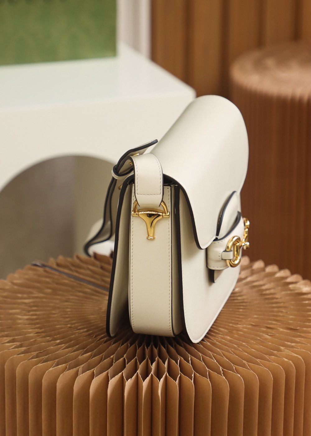 ArtsLuxury | Luxury Boutique