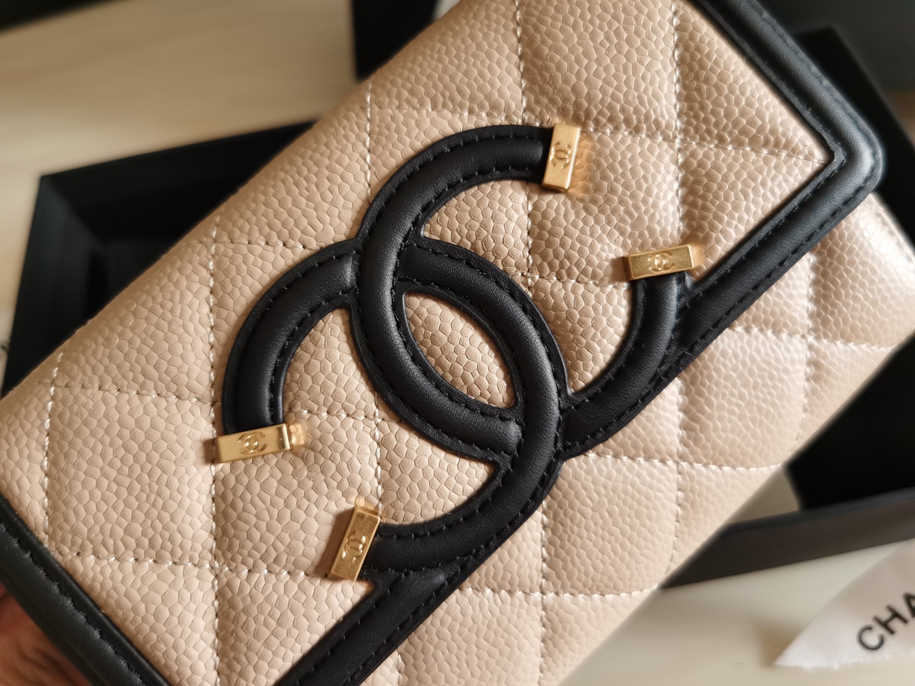 ArtsLuxury | Luxury Boutique