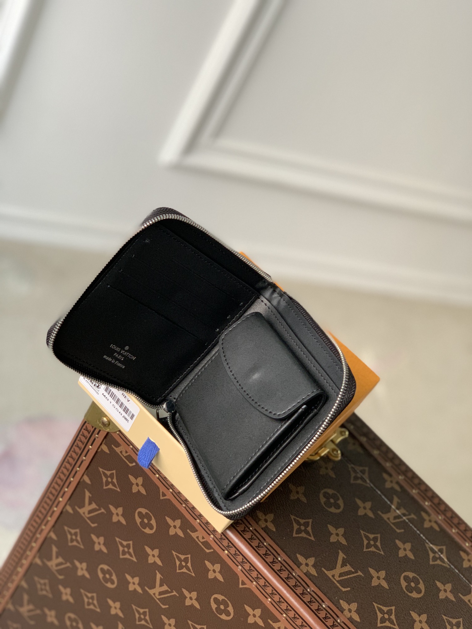 ArtsLuxury | Luxury Boutique