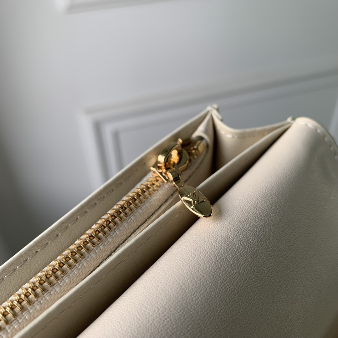 ArtsLuxury | Luxury Boutique