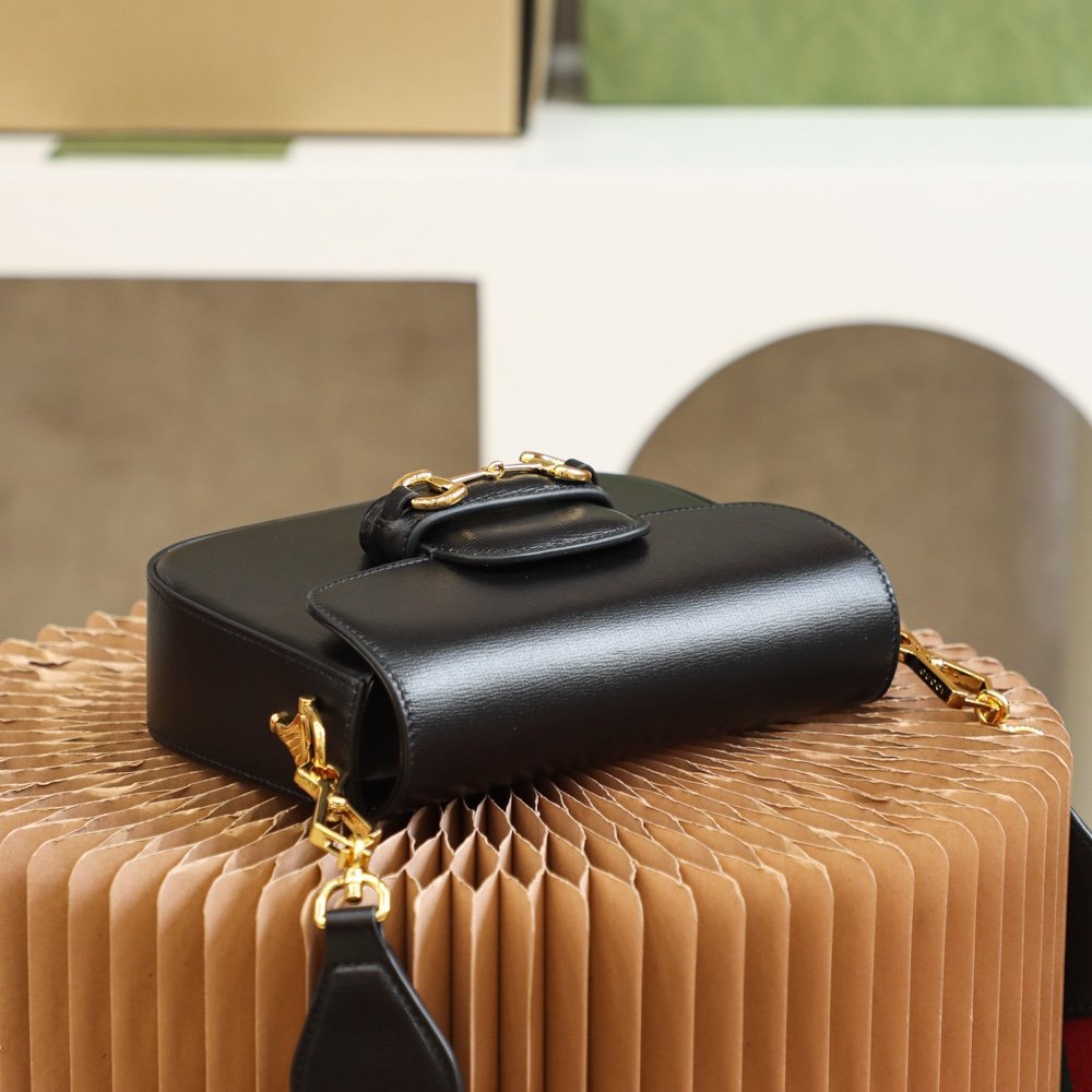 ArtsLuxury | Luxury Boutique