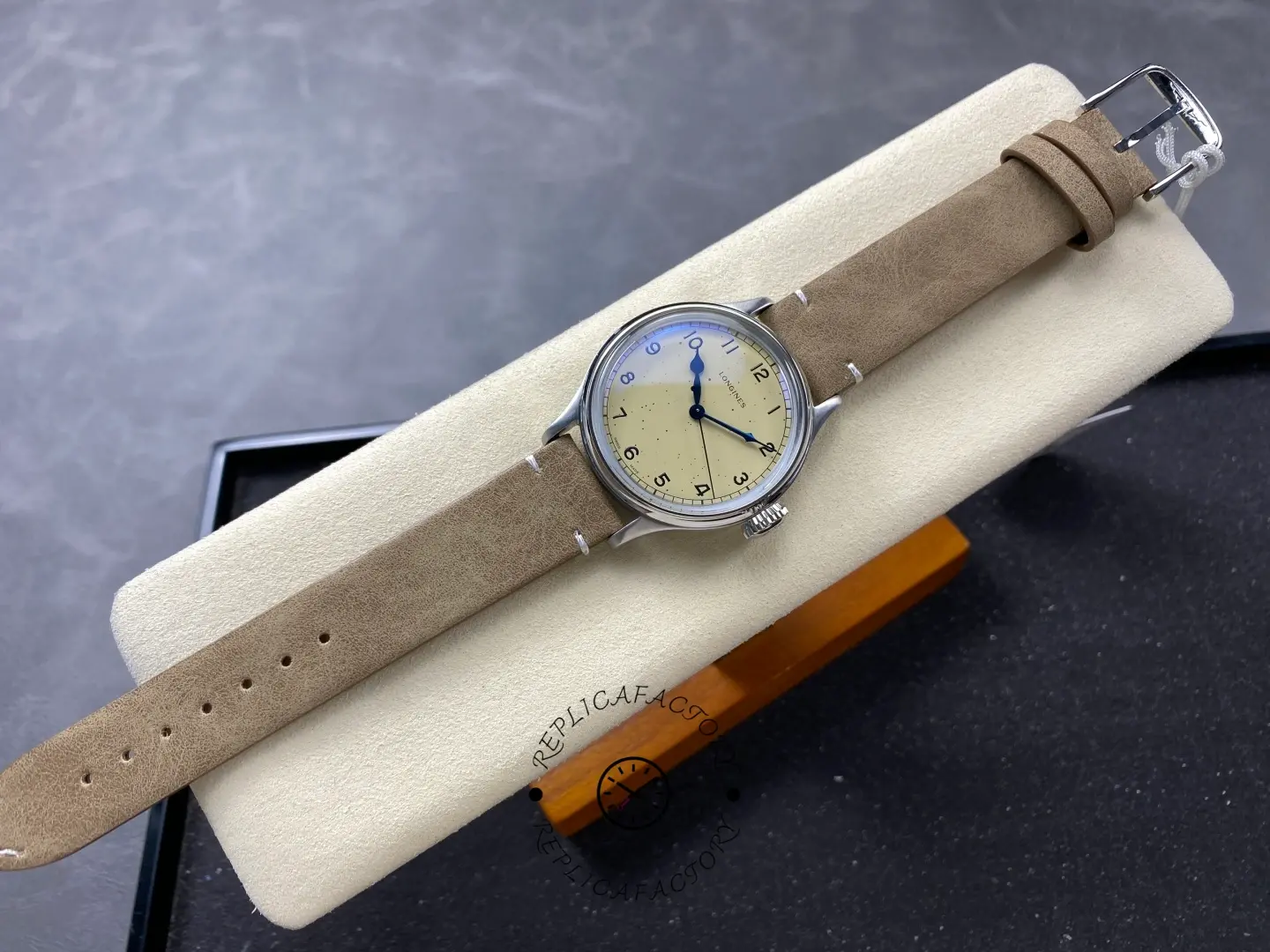 ArtsLuxury | Luxury Boutique