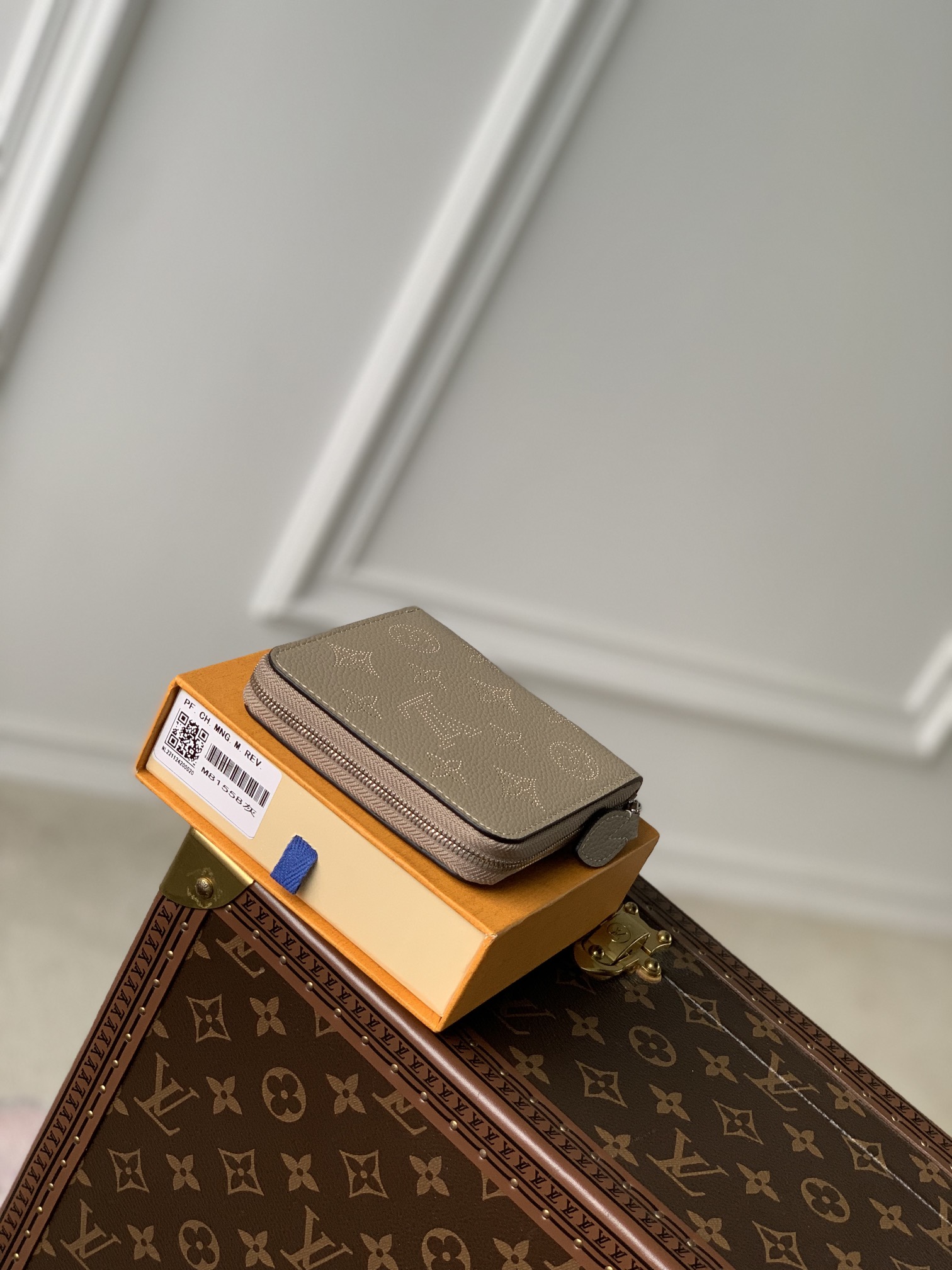 ArtsLuxury | Luxury Boutique