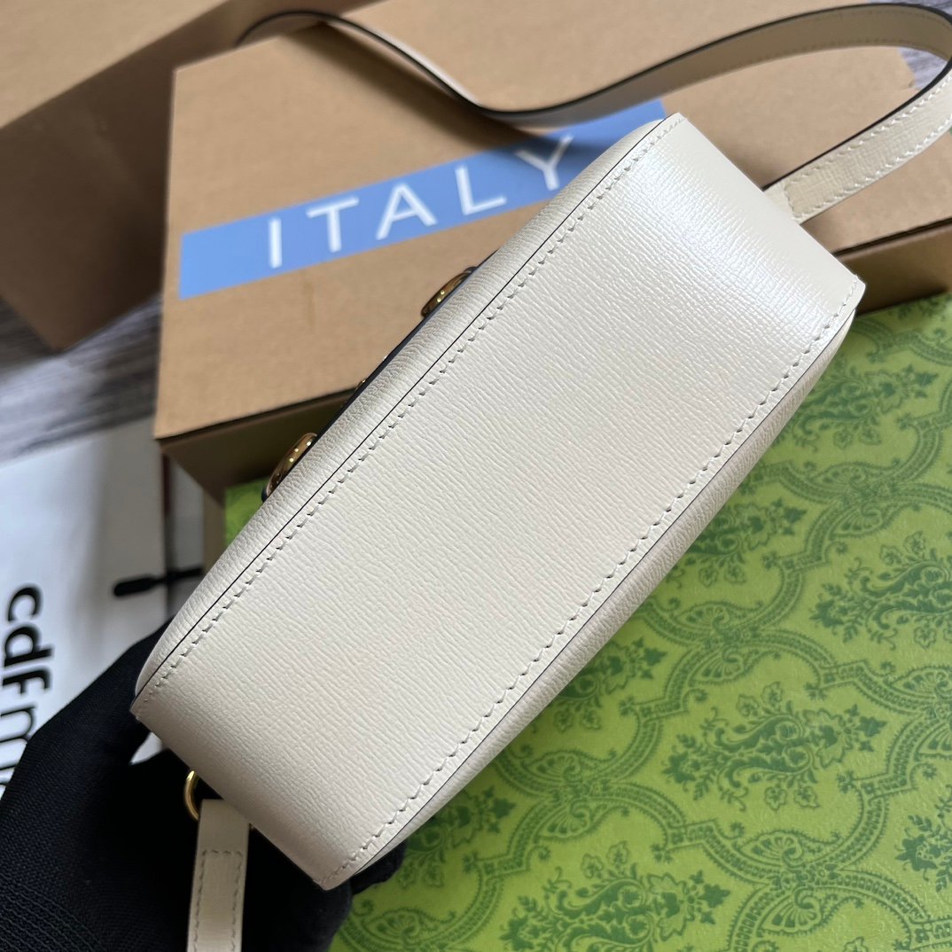 ArtsLuxury | Luxury Boutique