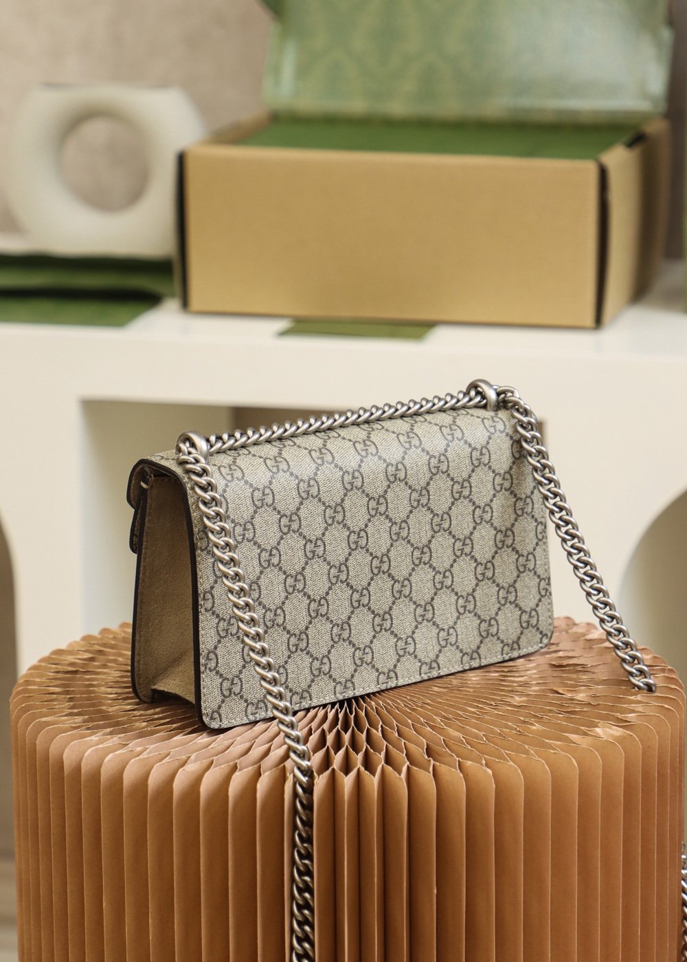 ArtsLuxury | Luxury Boutique