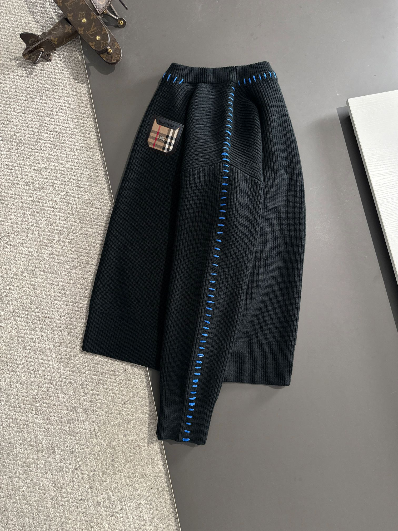 ArtsLuxury | Luxury Boutique