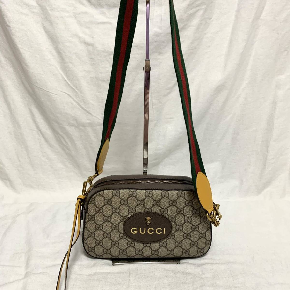 PayPayフリマ｜美品 定価123200円 GUCCI グッチ ネオ ヴィンテージ GGスプリームシェリーラインショルダーバッグ メッセンジャーバッグ  476466 498879