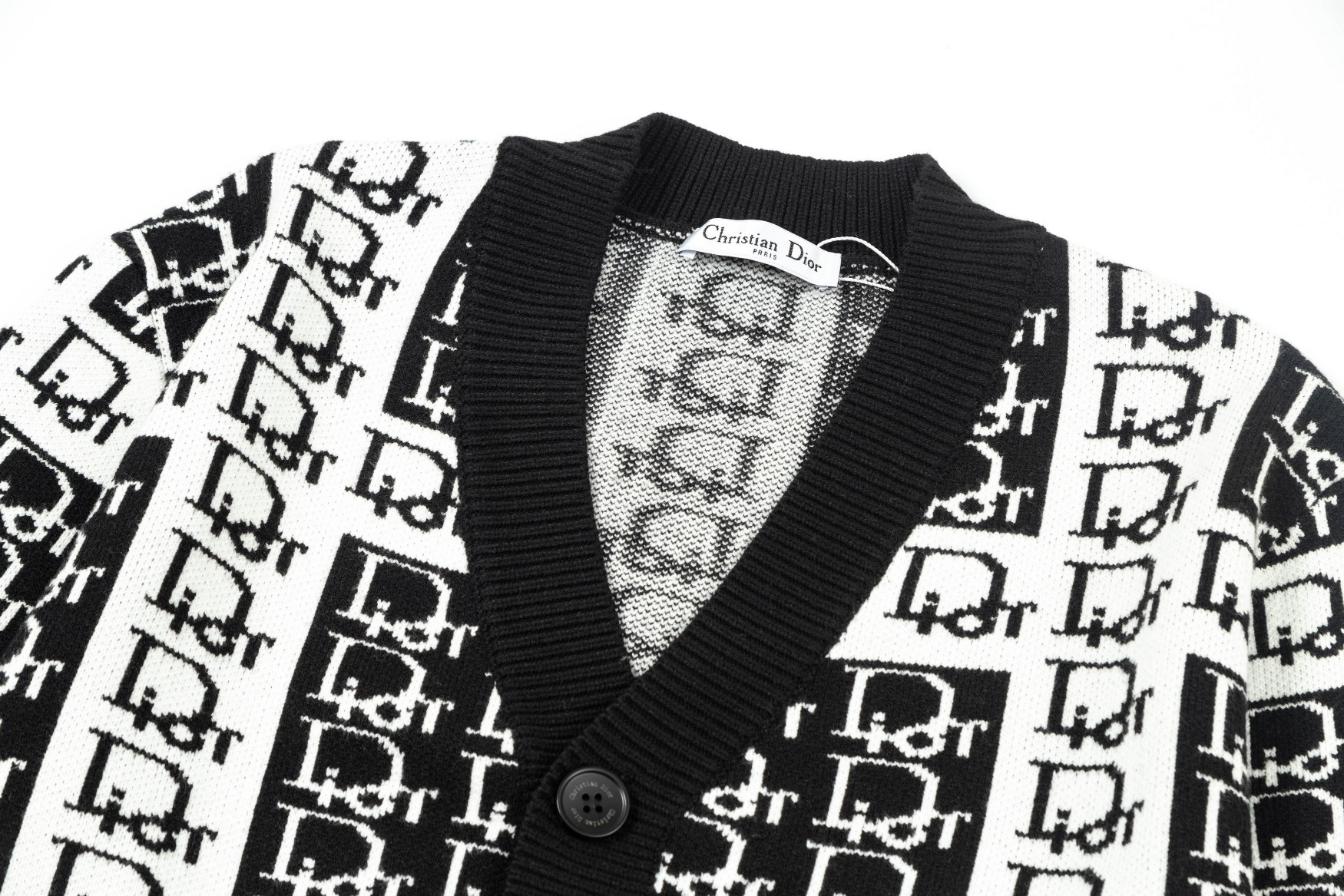 ArtsLuxury | Luxury Boutique