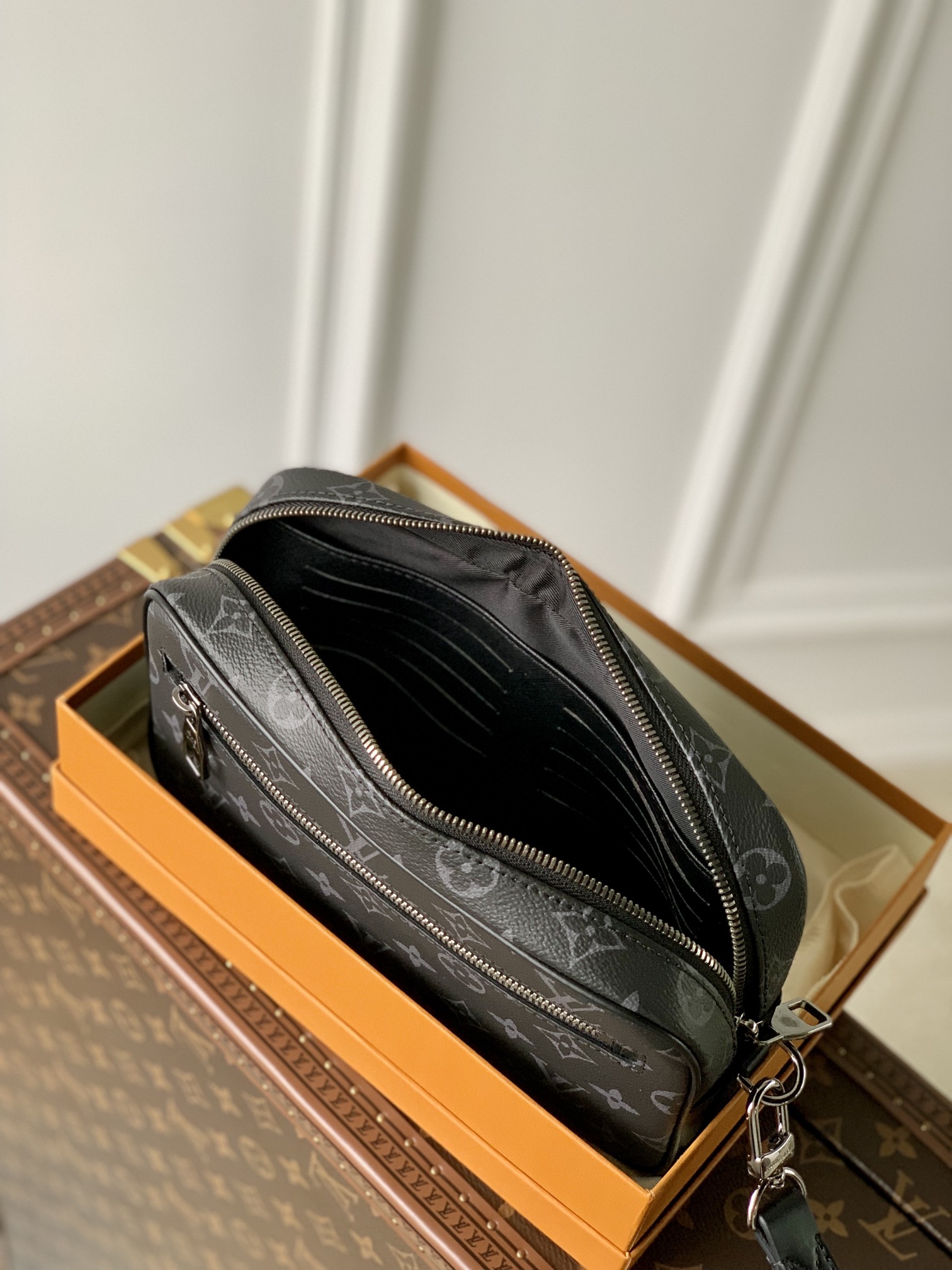 ArtsLuxury | Luxury Boutique