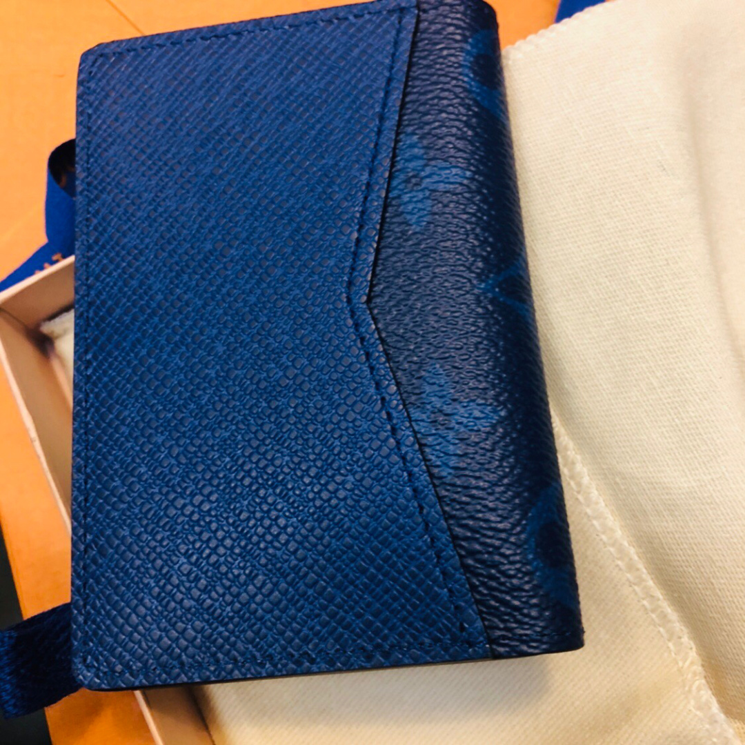 ArtsLuxury | Luxury Boutique