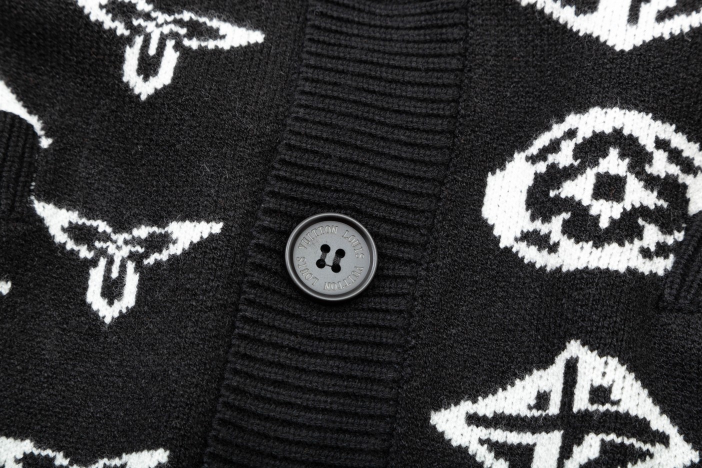 ArtsLuxury | Luxury Boutique