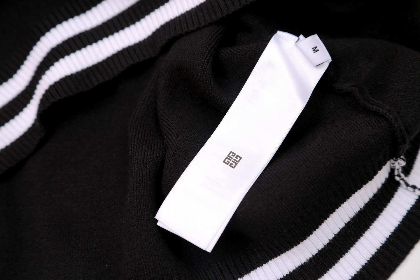 ArtsLuxury | Luxury Boutique