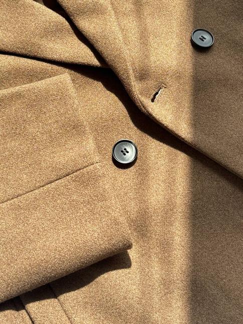 Chouyatou Women's Winter Double-Breasted Long Wool Coat Black Casual Notched Lapel Long Coat for Daily Life & Office Wear