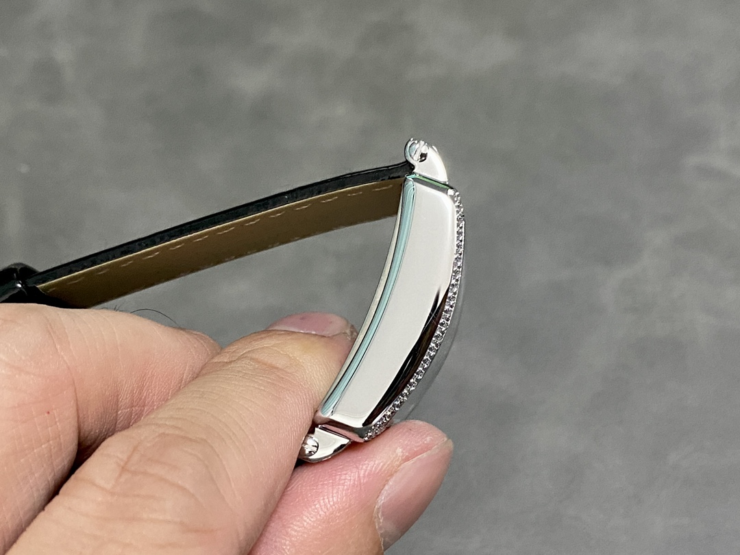 ArtsLuxury | Luxury Boutique