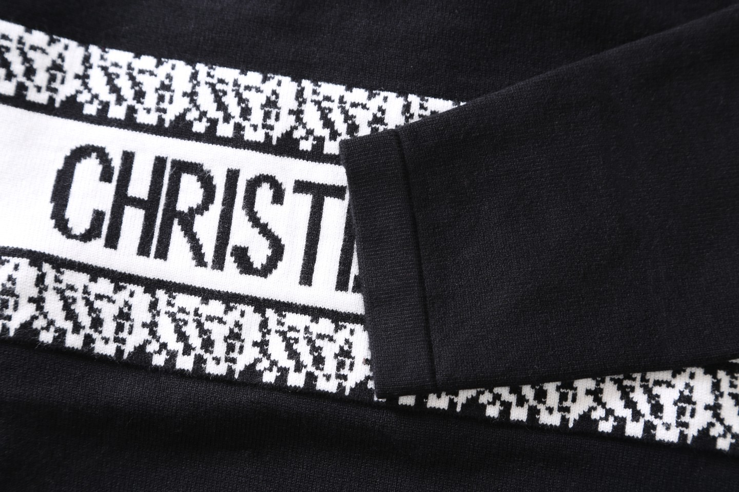 ArtsLuxury | Luxury Boutique