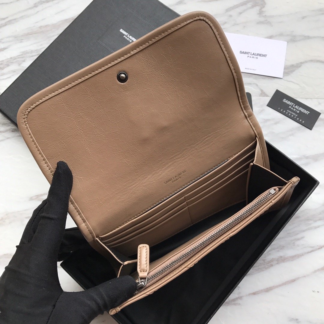 ArtsLuxury | Luxury Boutique