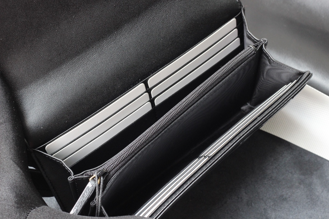 ArtsLuxury | Luxury Boutique