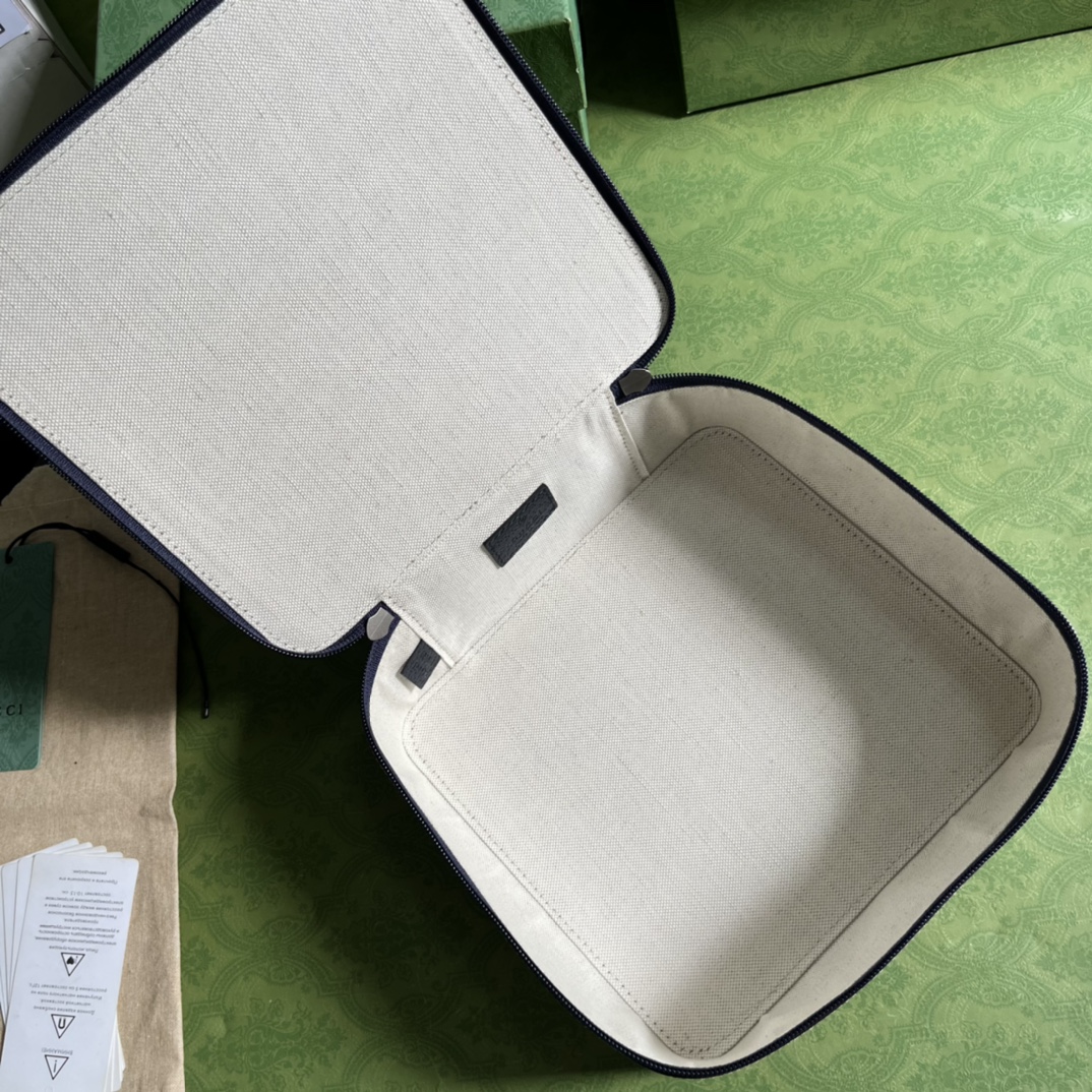 ArtsLuxury | Luxury Boutique