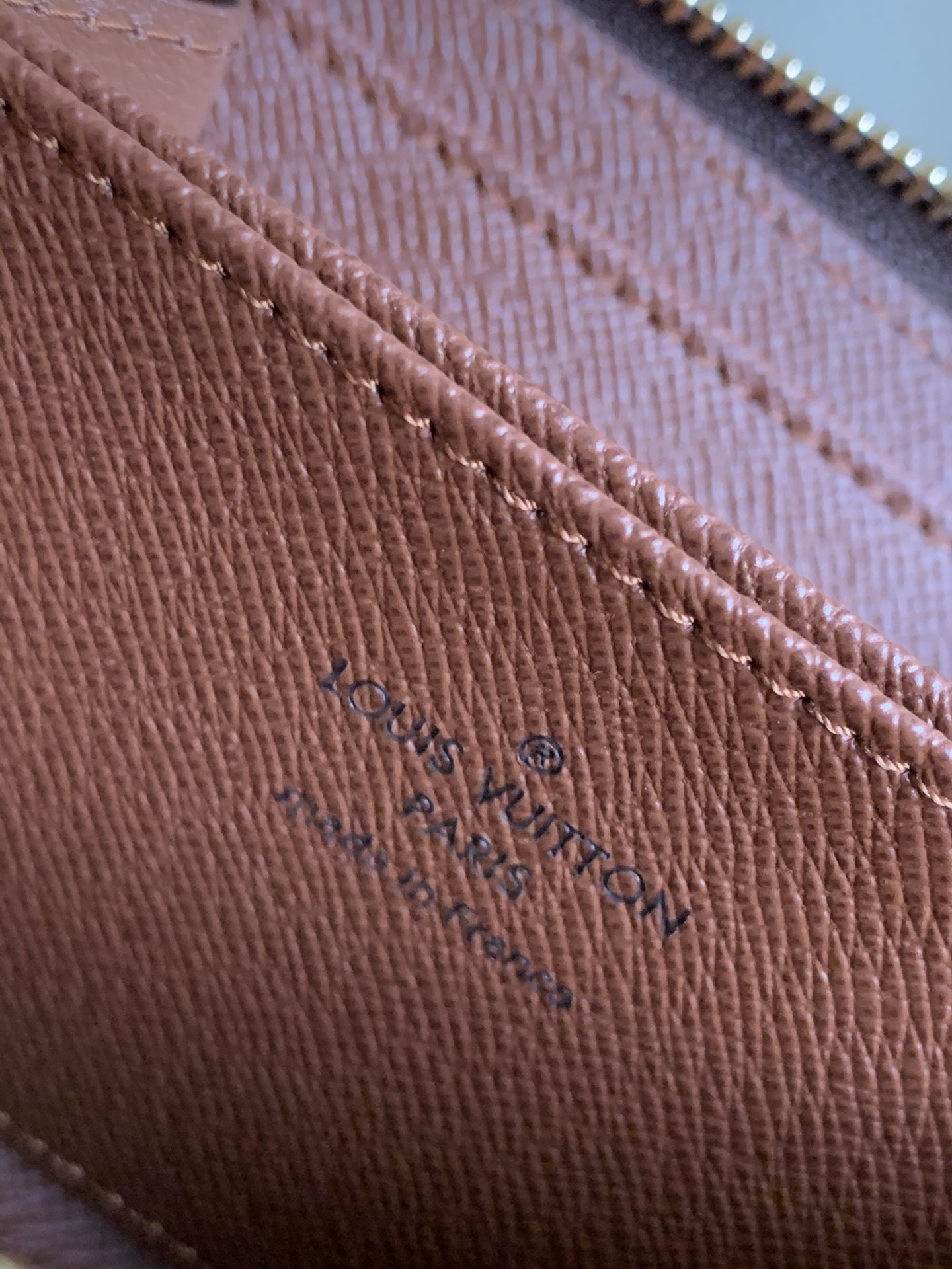 ArtsLuxury | Luxury Boutique