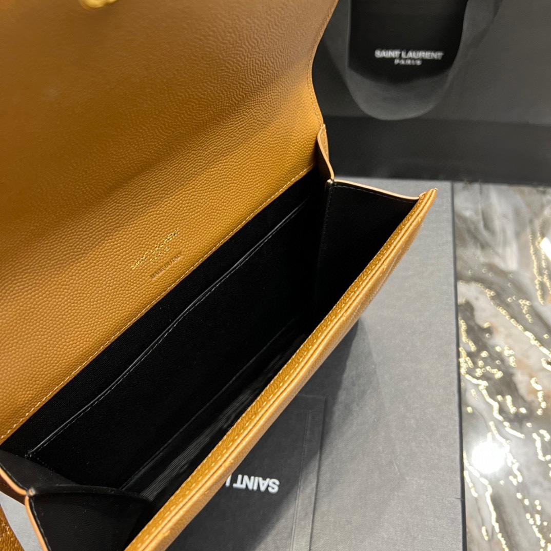 ArtsLuxury | Luxury Boutique