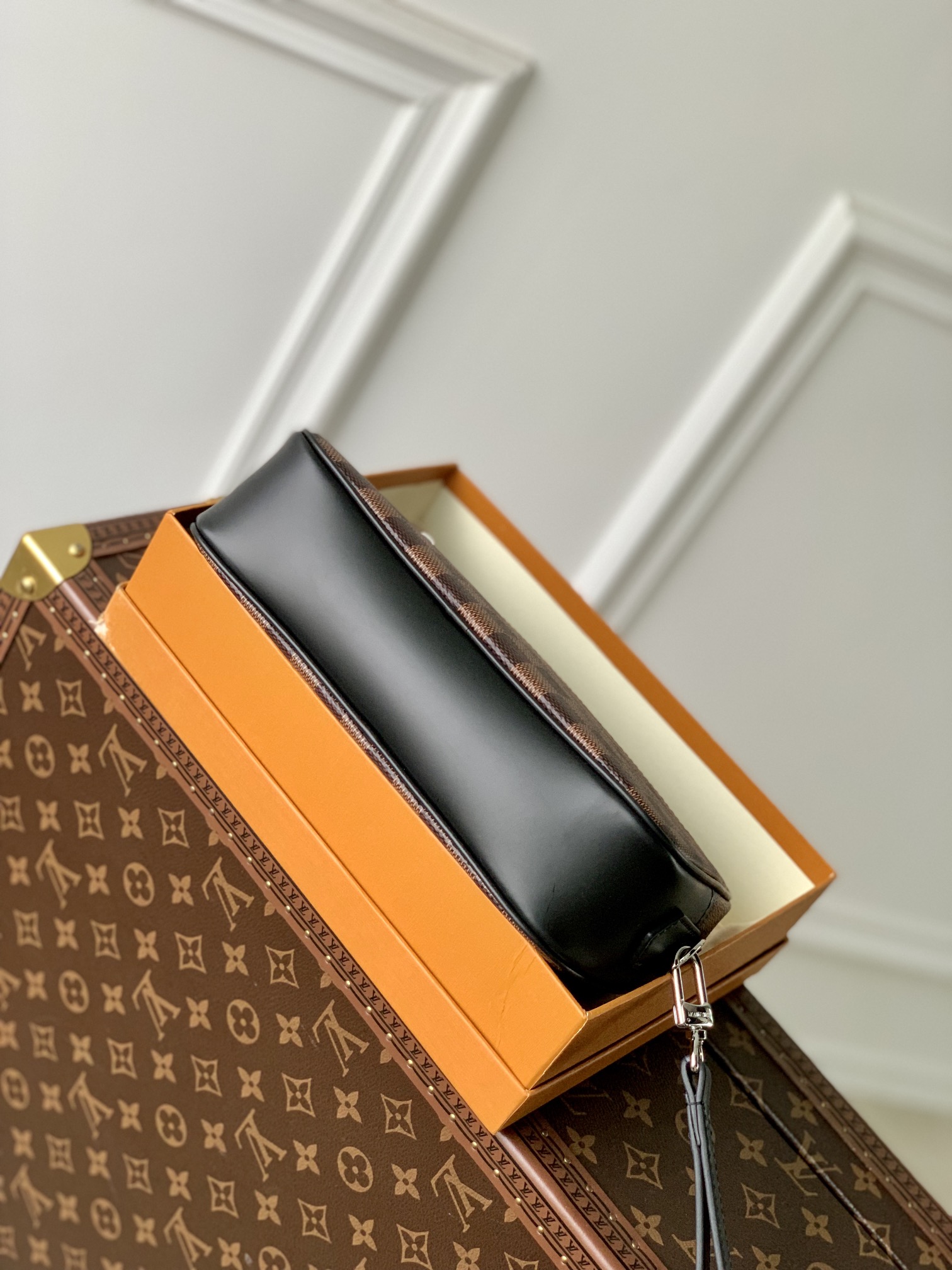 ArtsLuxury | Luxury Boutique