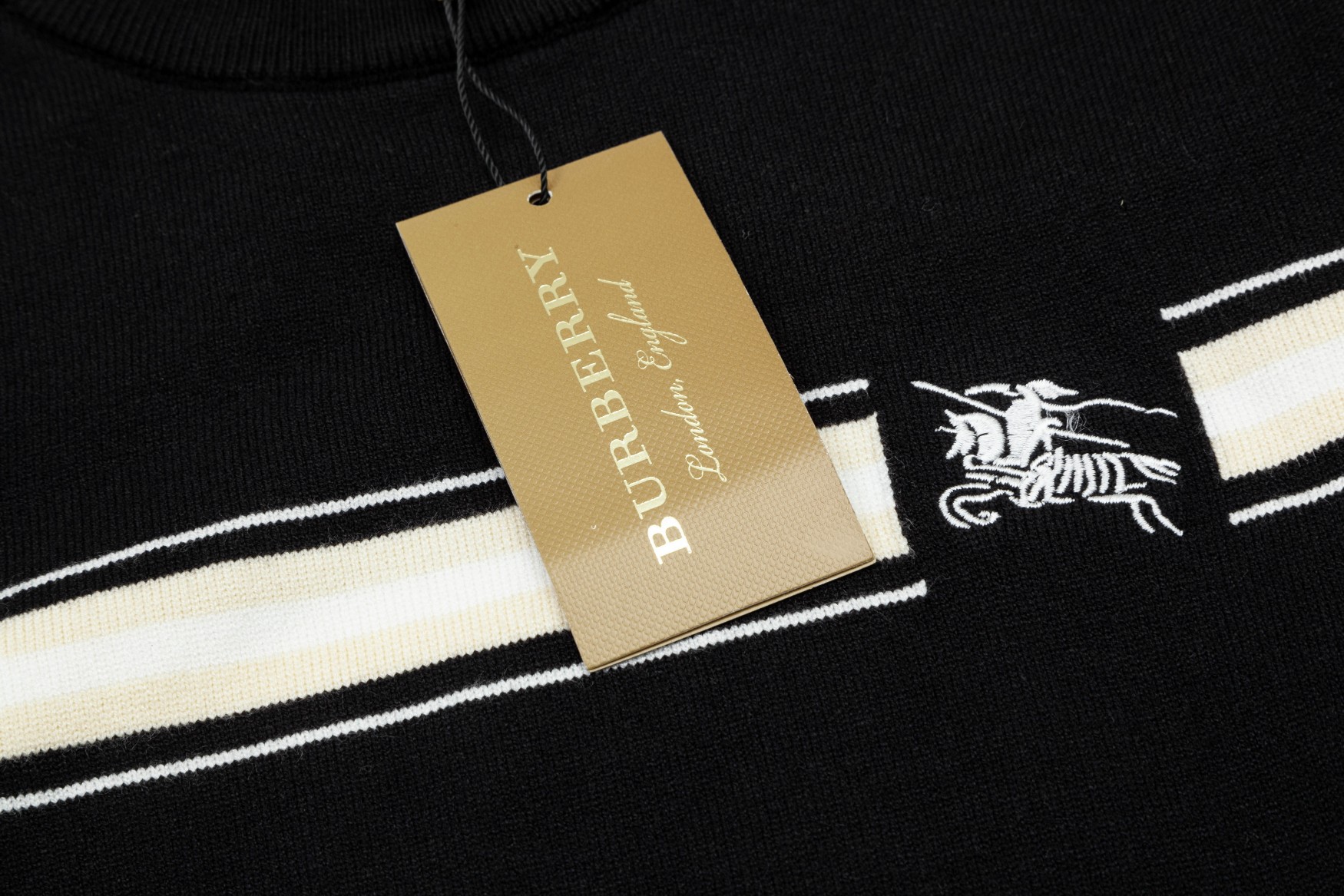 ArtsLuxury | Luxury Boutique