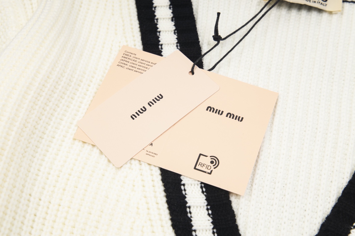 ArtsLuxury | Luxury Boutique