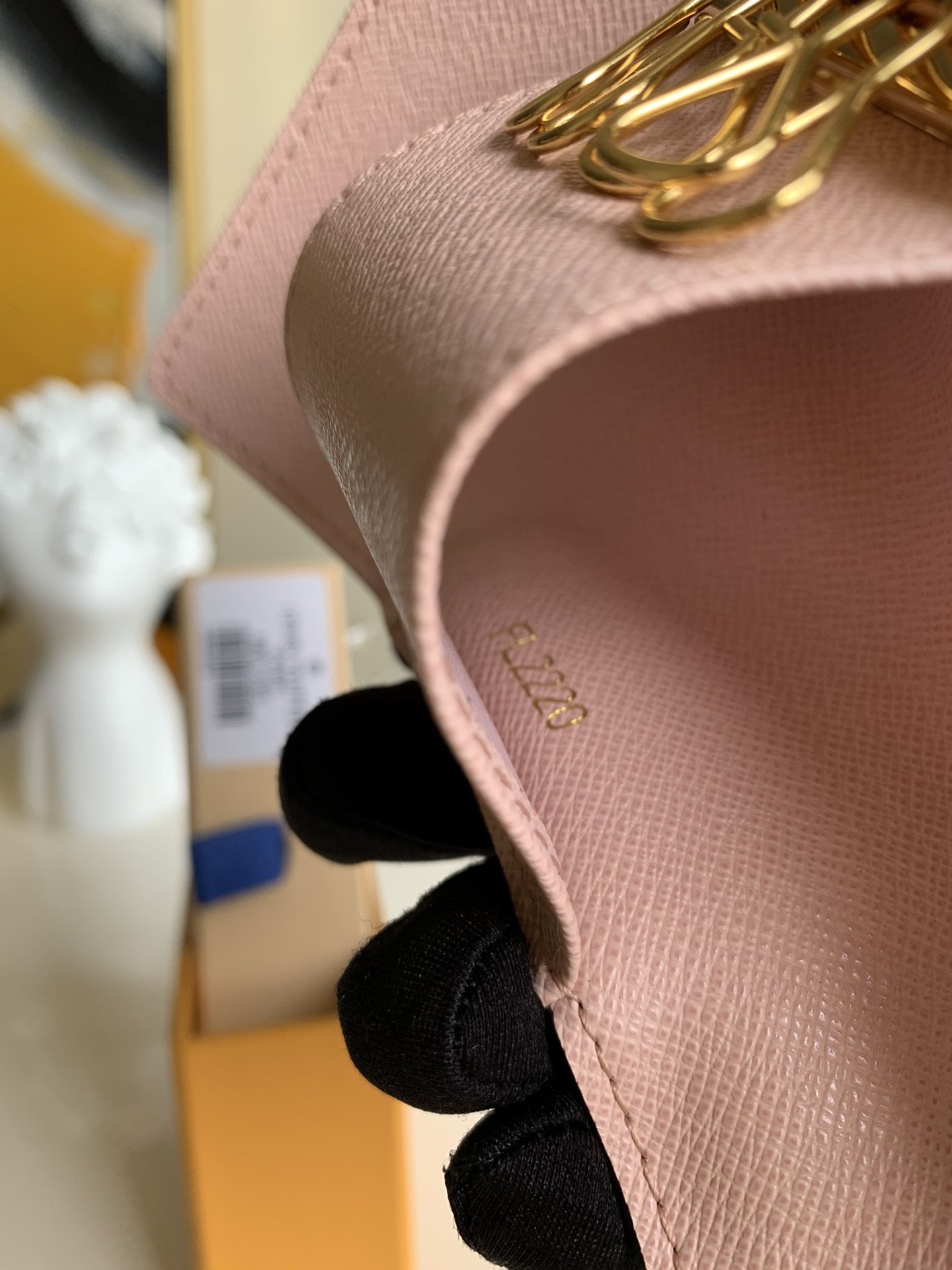 ArtsLuxury | Luxury Boutique