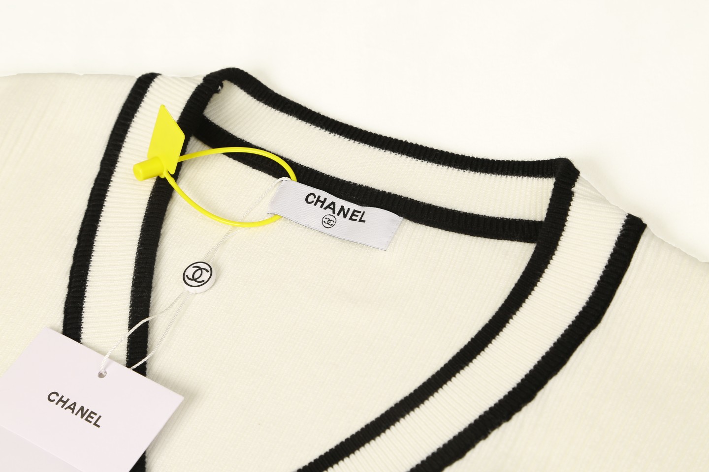 ArtsLuxury | Luxury Boutique