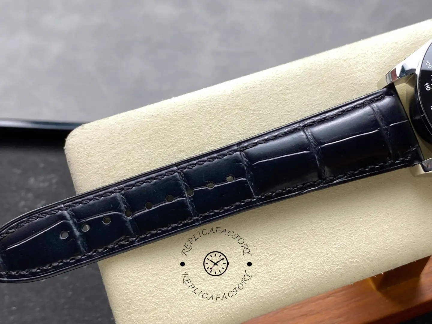 ArtsLuxury | Luxury Boutique