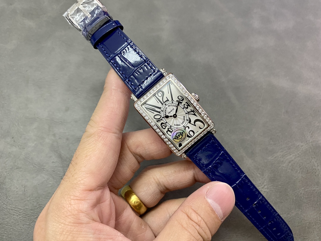 ArtsLuxury | Luxury Boutique