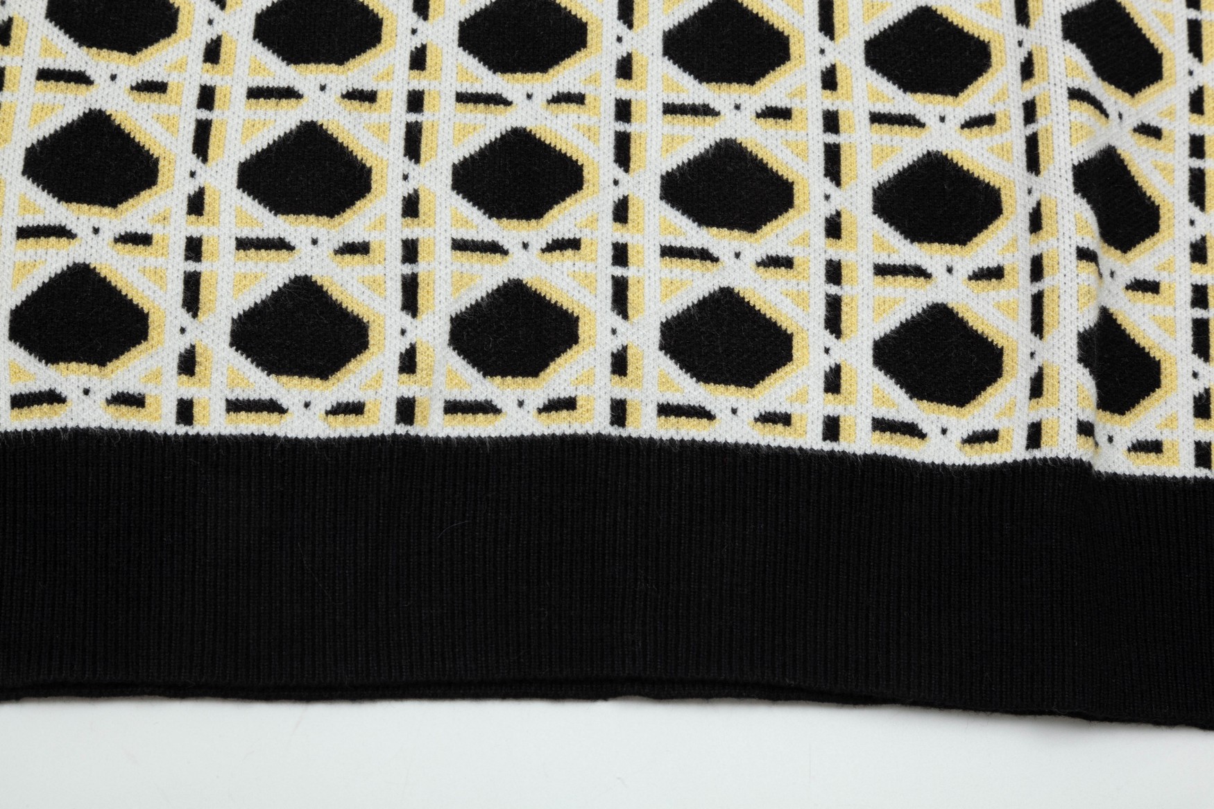 ArtsLuxury | Luxury Boutique