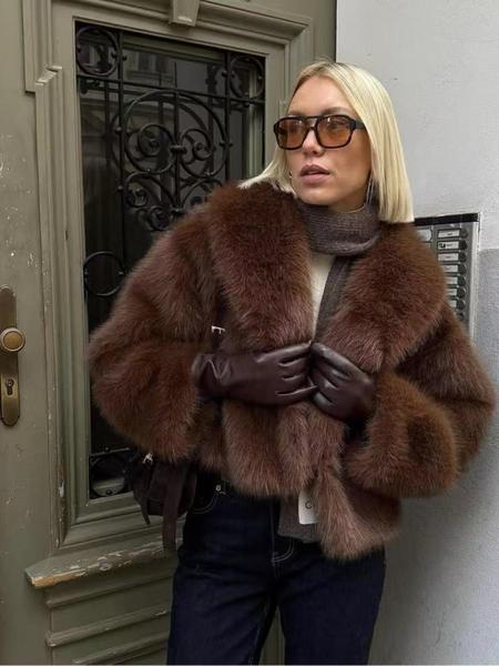 Women's Faux Fur Short Coat, Warm Loose Fit Winter Jacket, High-End Look, New Trendy Design, Perfect for Cold Weather