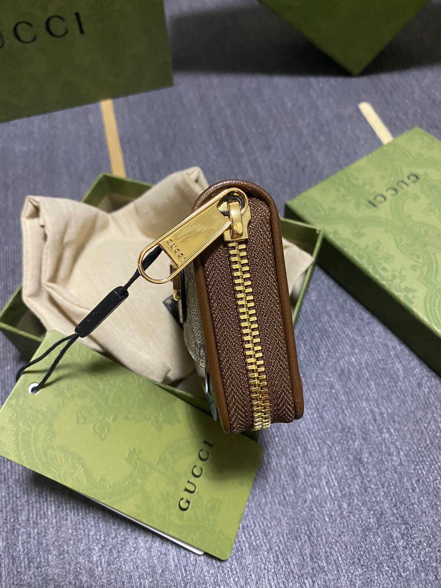 ArtsLuxury | Luxury Boutique