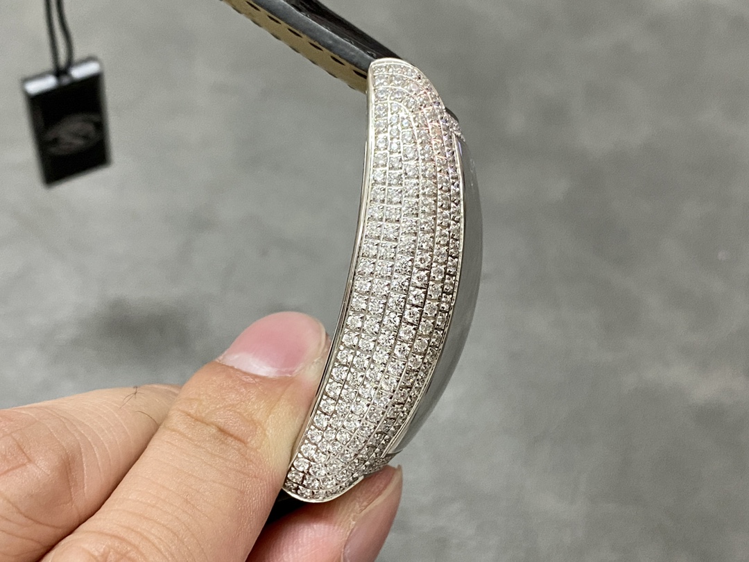 ArtsLuxury | Luxury Boutique