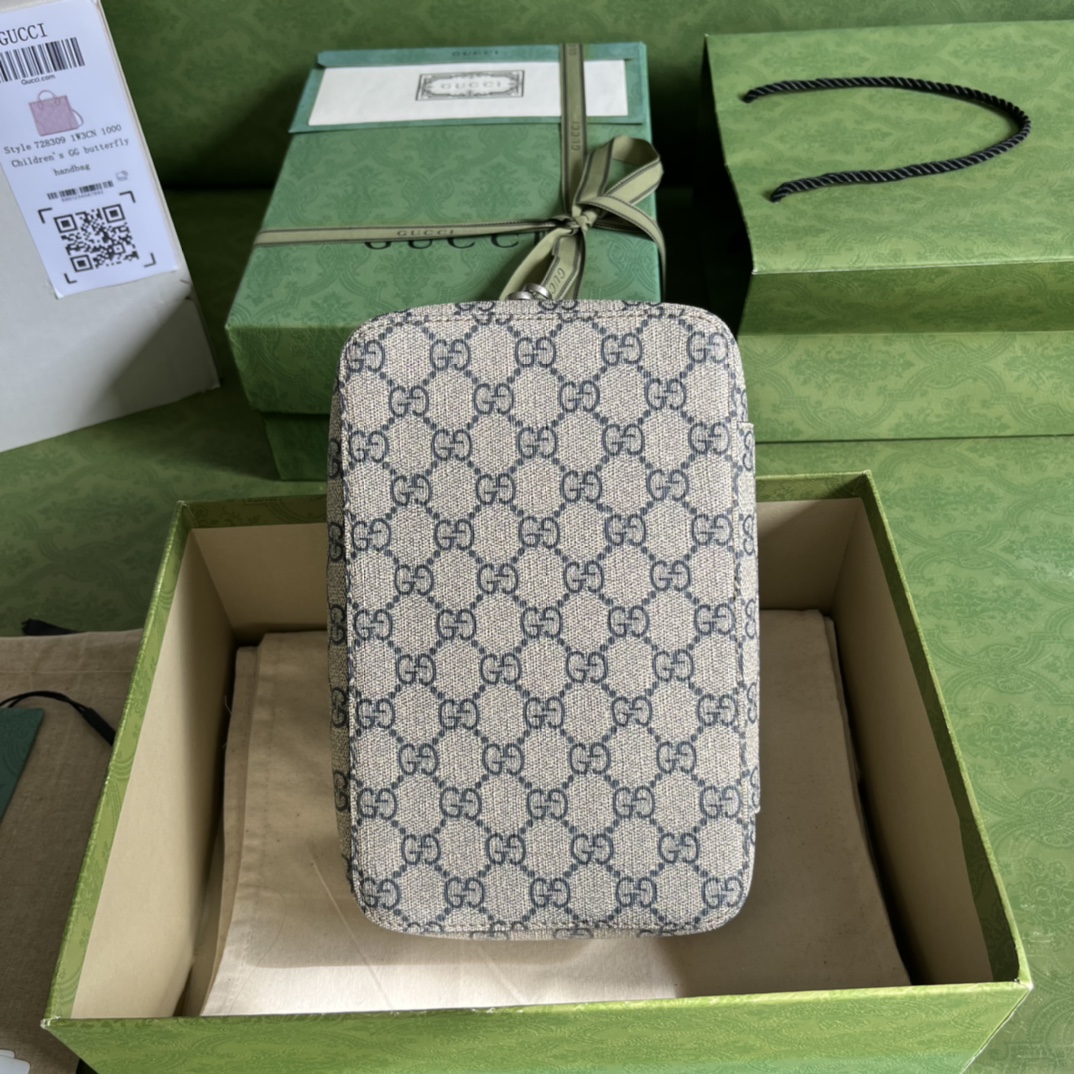 ArtsLuxury | Luxury Boutique