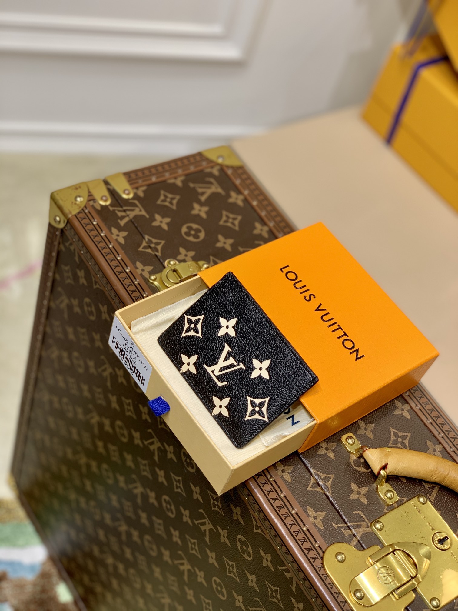 ArtsLuxury | Luxury Boutique