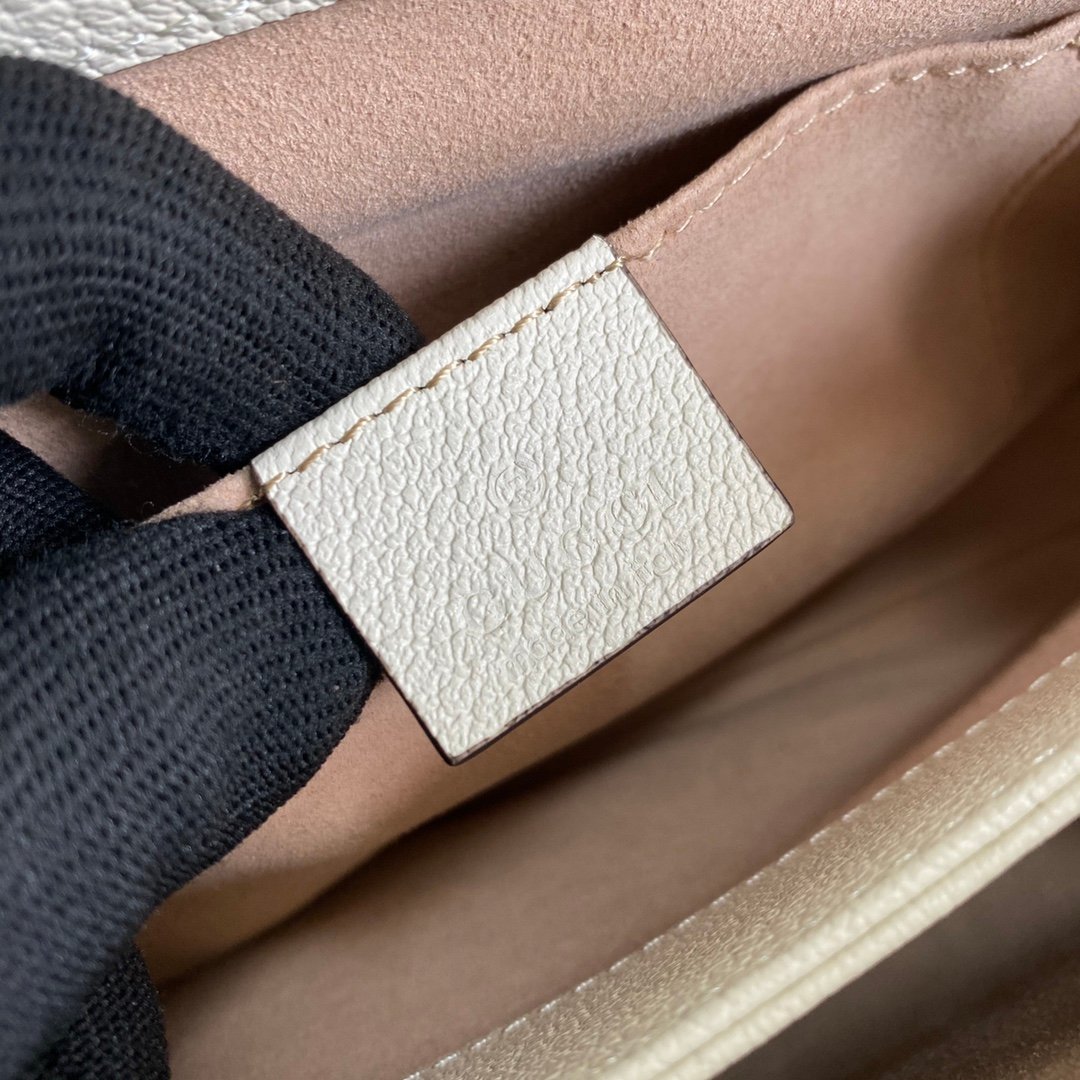 ArtsLuxury | Luxury Boutique