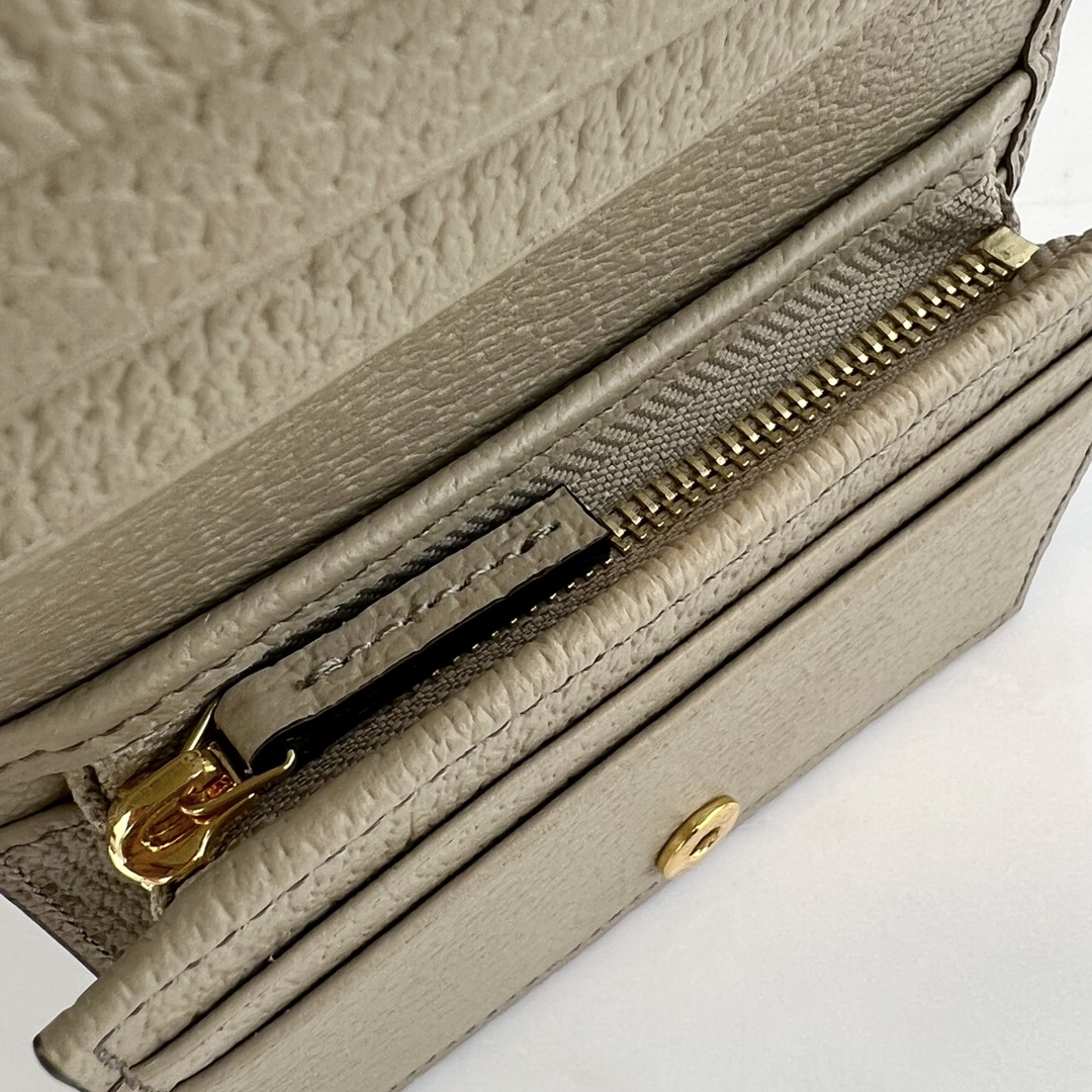 ArtsLuxury | Luxury Boutique