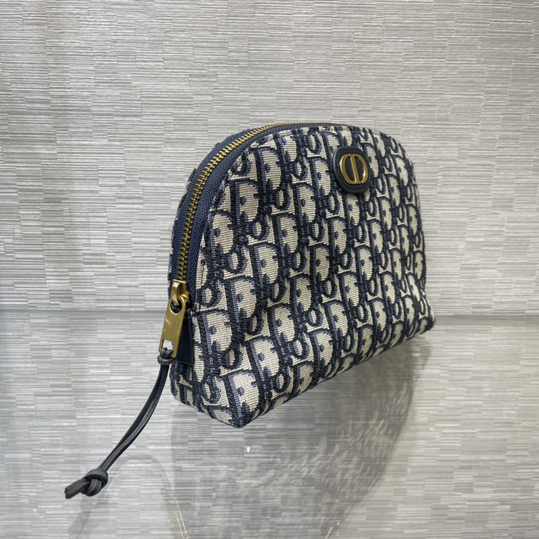 ArtsLuxury | Luxury Boutique