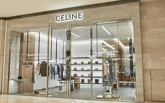 曾经最“高冷”的CELINE，也终于开通了小红书官方号|界面新闻· 时尚