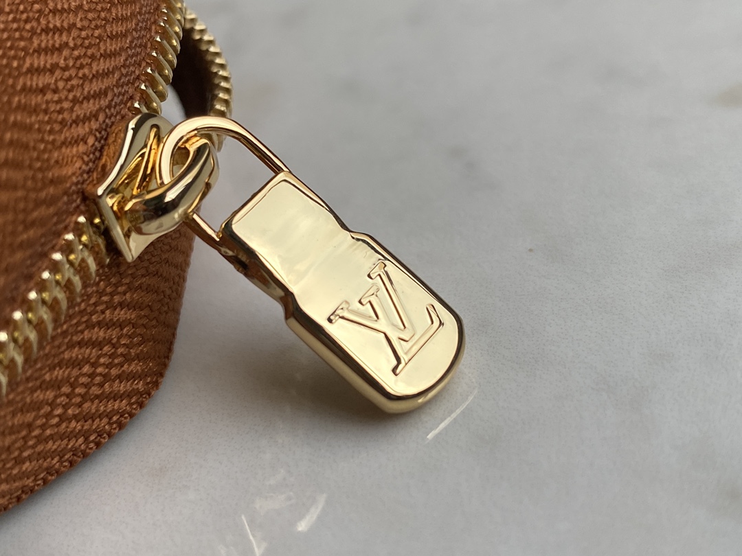 ArtsLuxury | Luxury Boutique