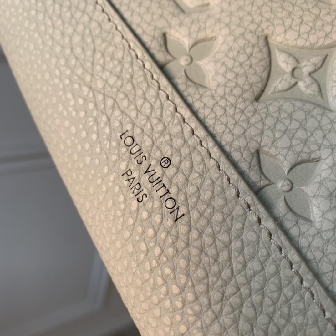 ArtsLuxury | Luxury Boutique