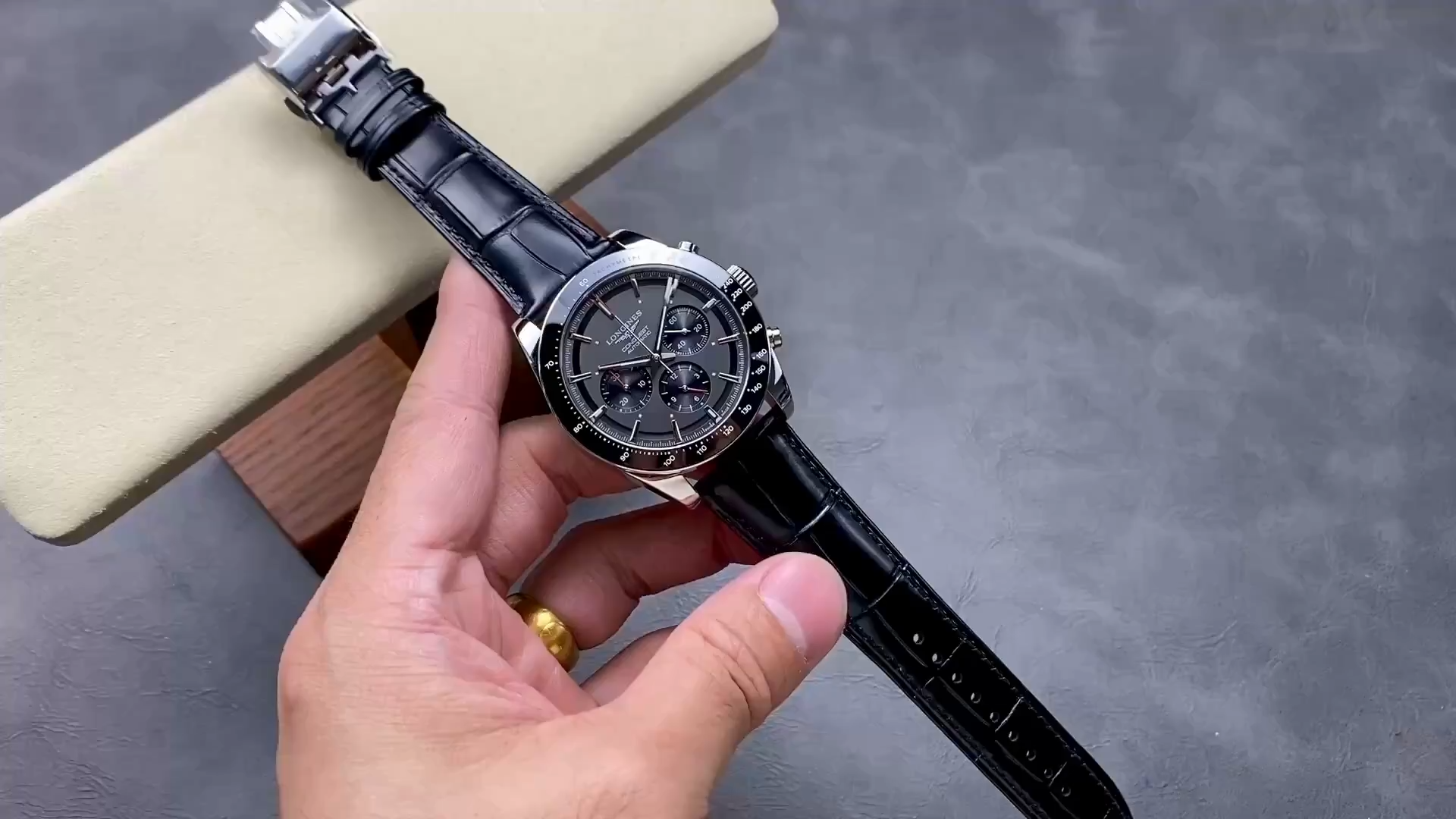 ArtsLuxury | Luxury Boutique