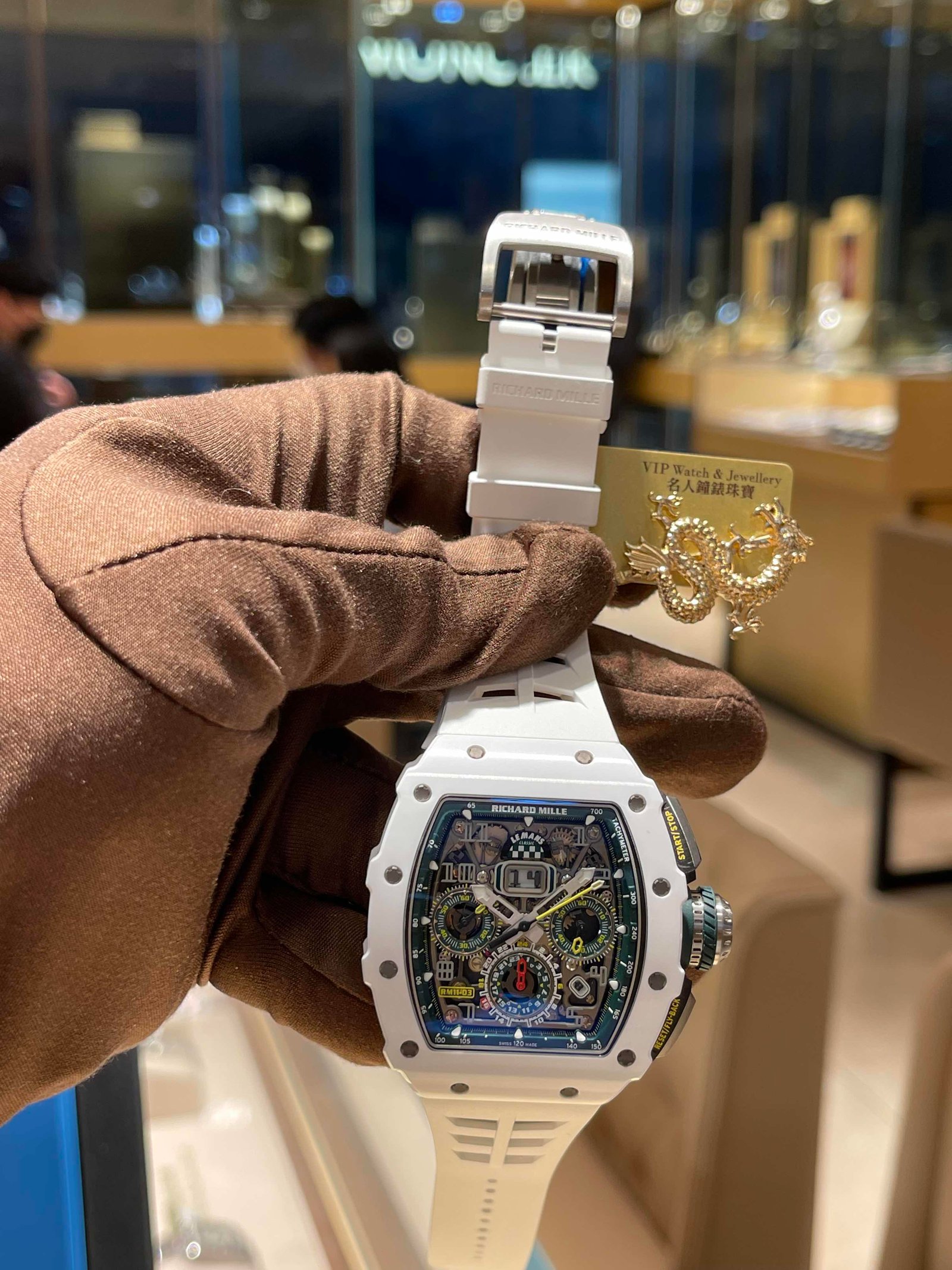 ArtsLuxury | Luxury Boutique