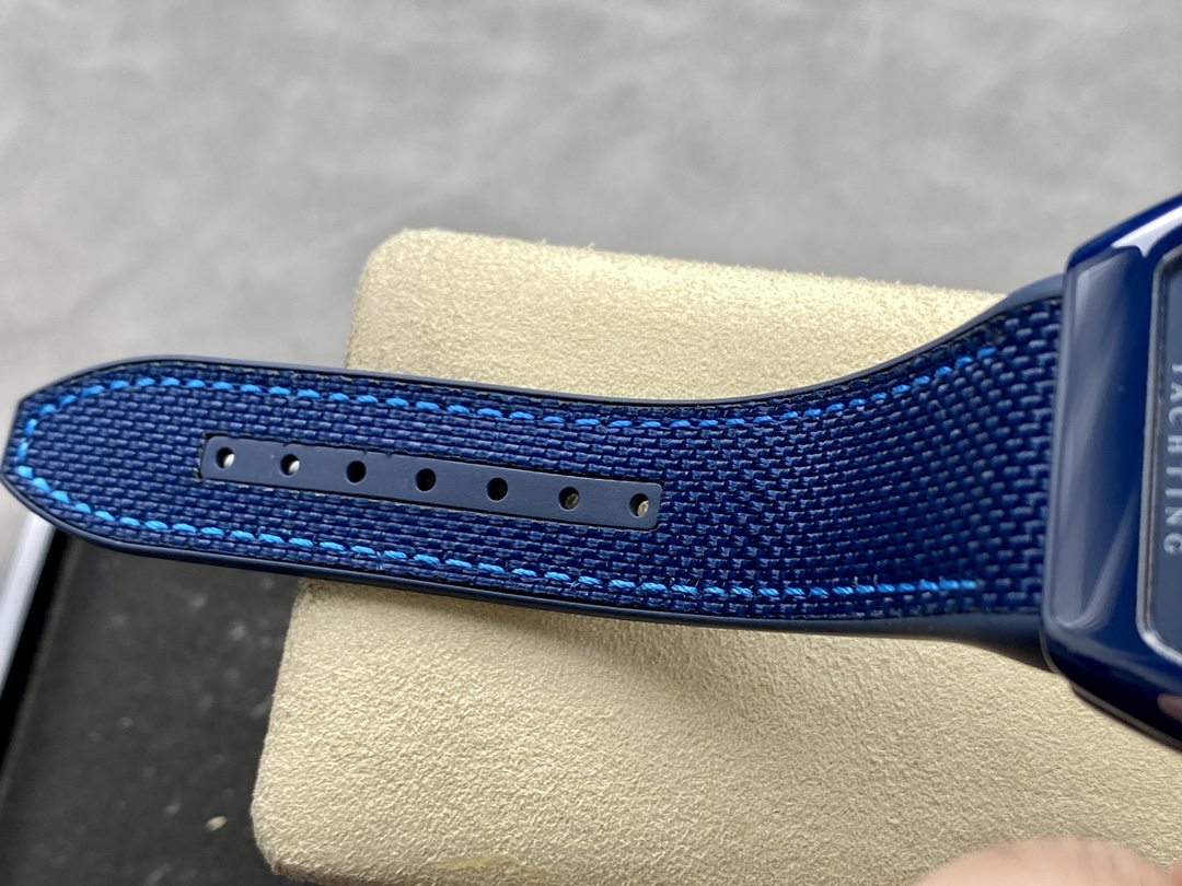 ArtsLuxury | Luxury Boutique