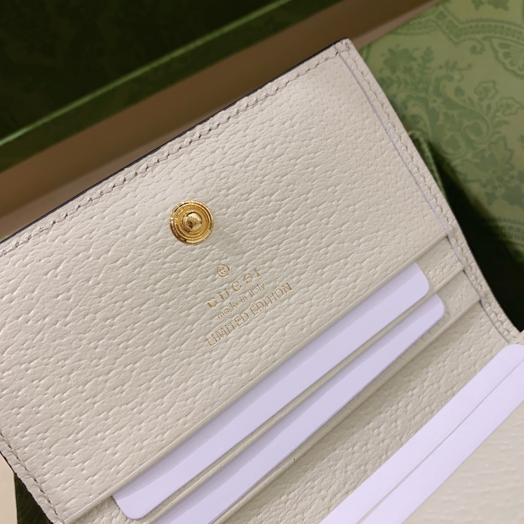 ArtsLuxury | Luxury Boutique