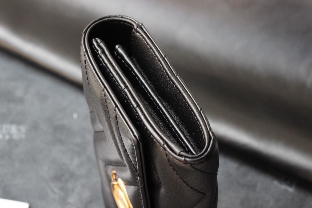 ArtsLuxury | Luxury Boutique